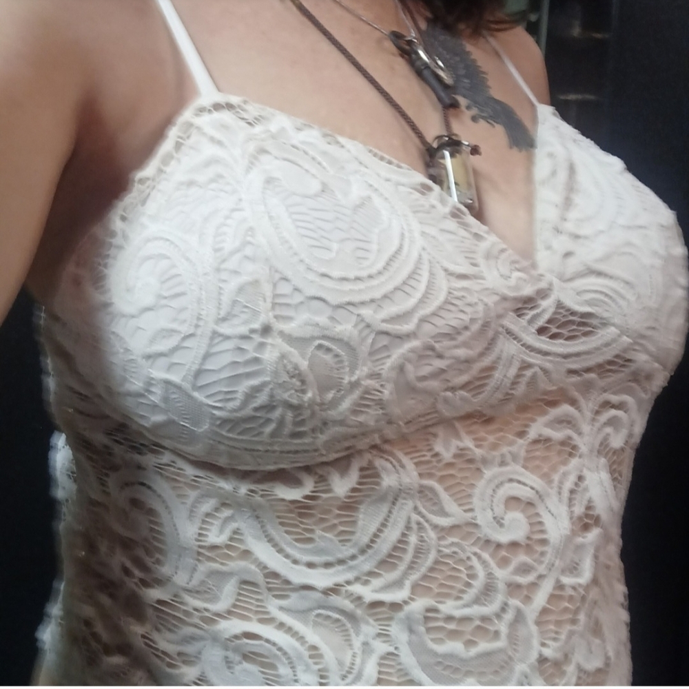 VENUS Lace Bralette - Cream